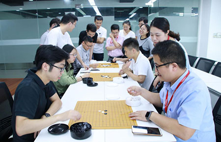 趣味運動會火熱進(jìn)行中